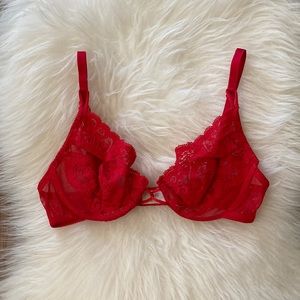 Vintage Gold tab Victoria’s Secret bra